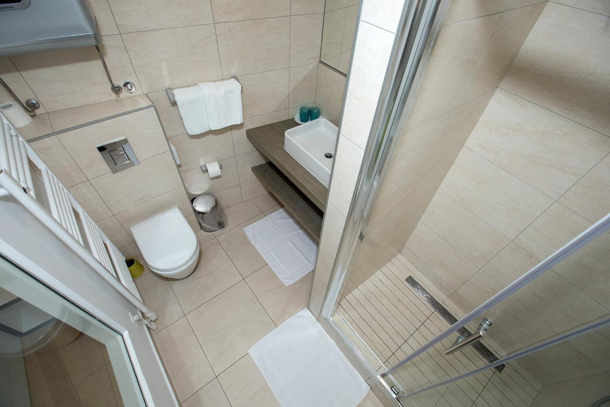 Hotel Pansion Kamenar 2 Primošten Esterno foto